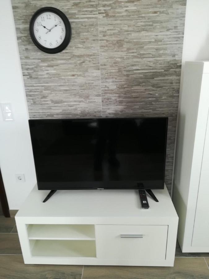 Apartment Villa Bijele Stijene 卡尔卢巴格 外观 照片